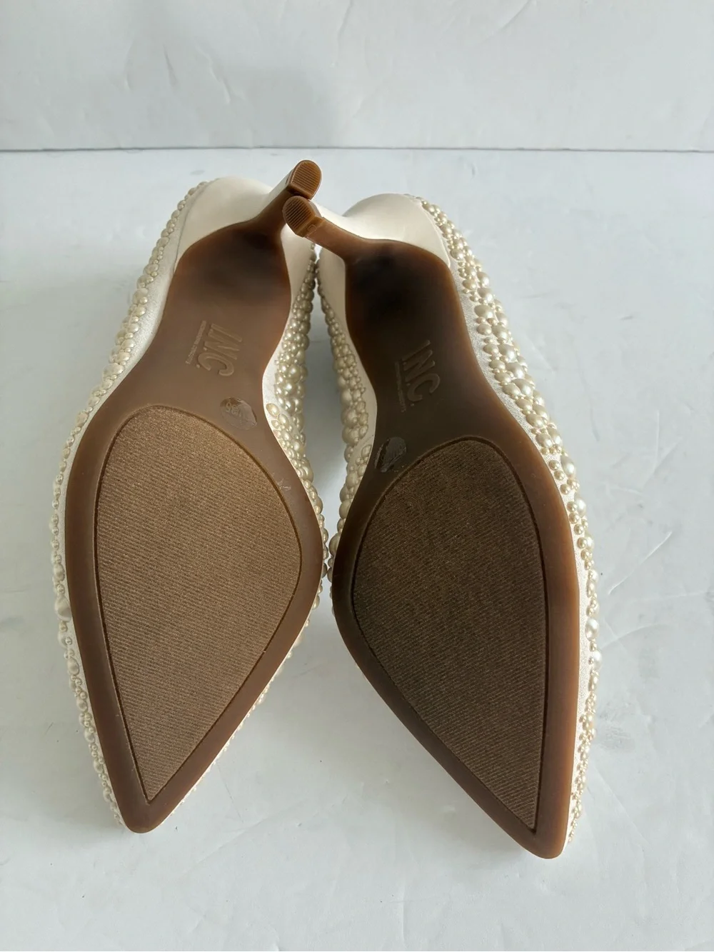 INC International Concept Zitah Pointed Toe Ivory Pearl-Embellished Pump Size 5 - Picture 7 of 8